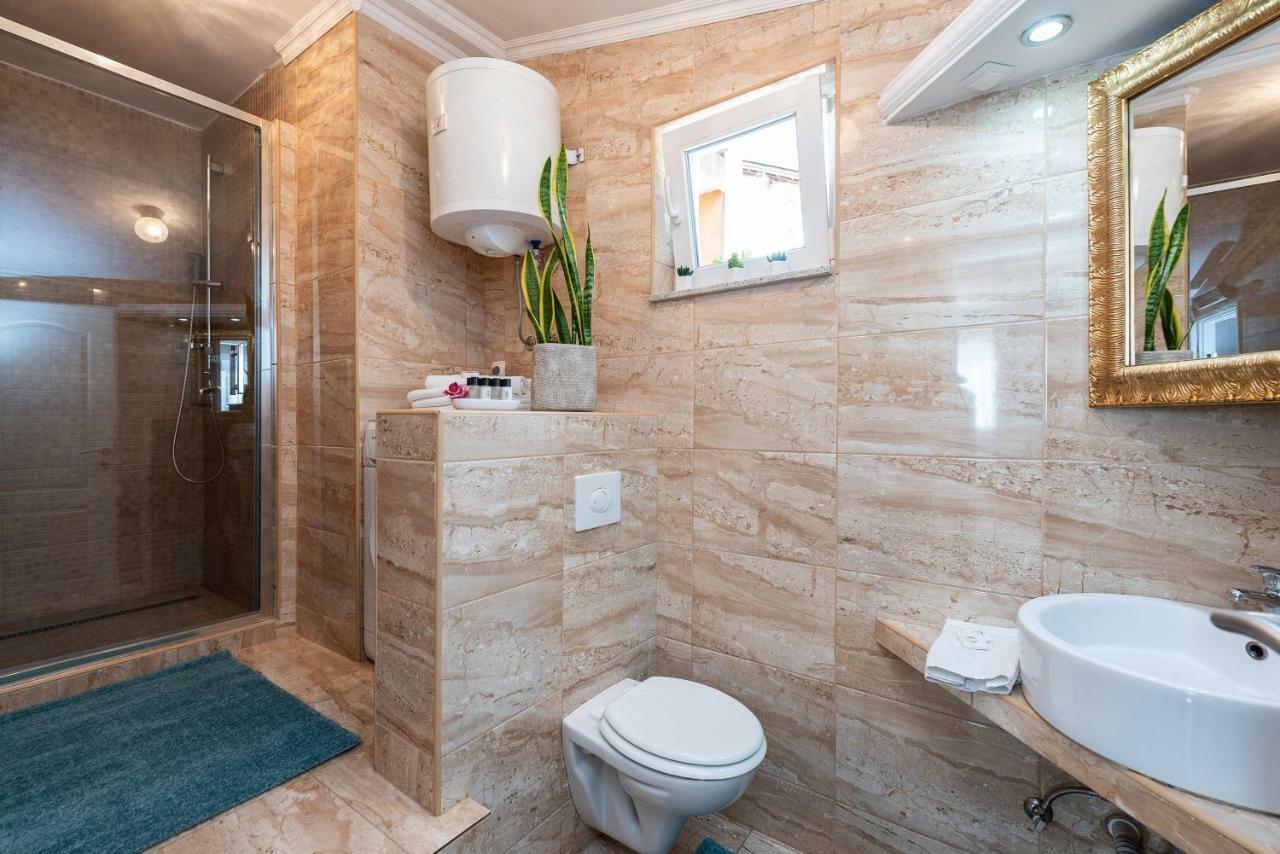 Apartments Marant - Free Parking Ζαντάρ Εξωτερικό φωτογραφία